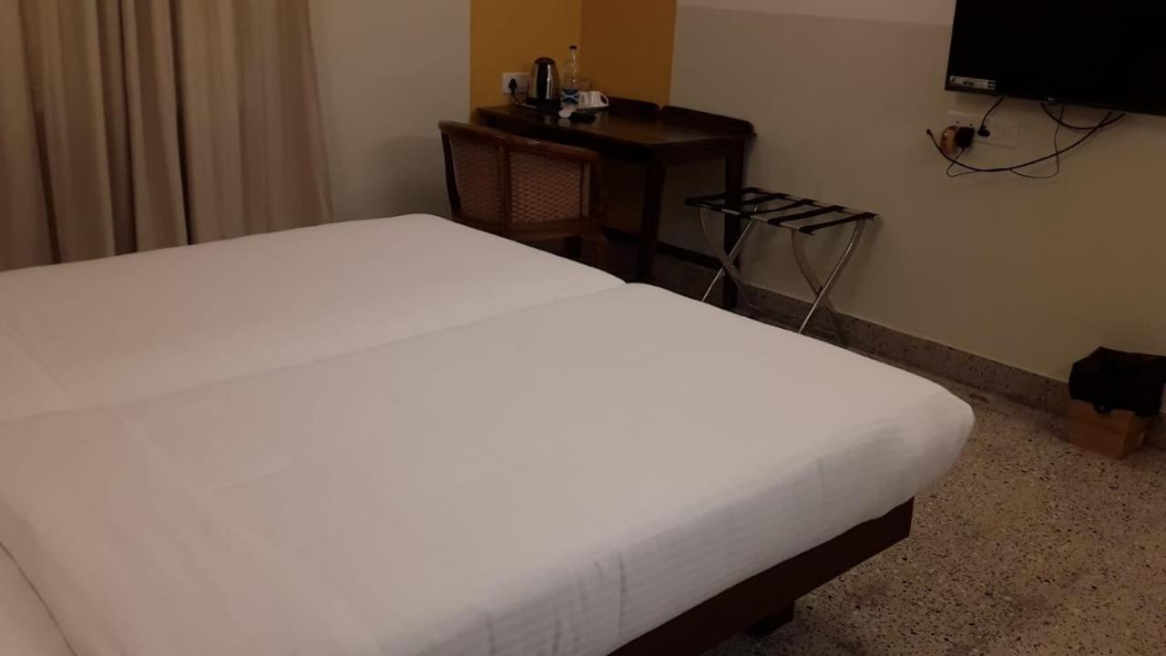 Hanu Reddy Residences - Nawab Habibullah Avenue Chennai Zewnętrze zdjęcie